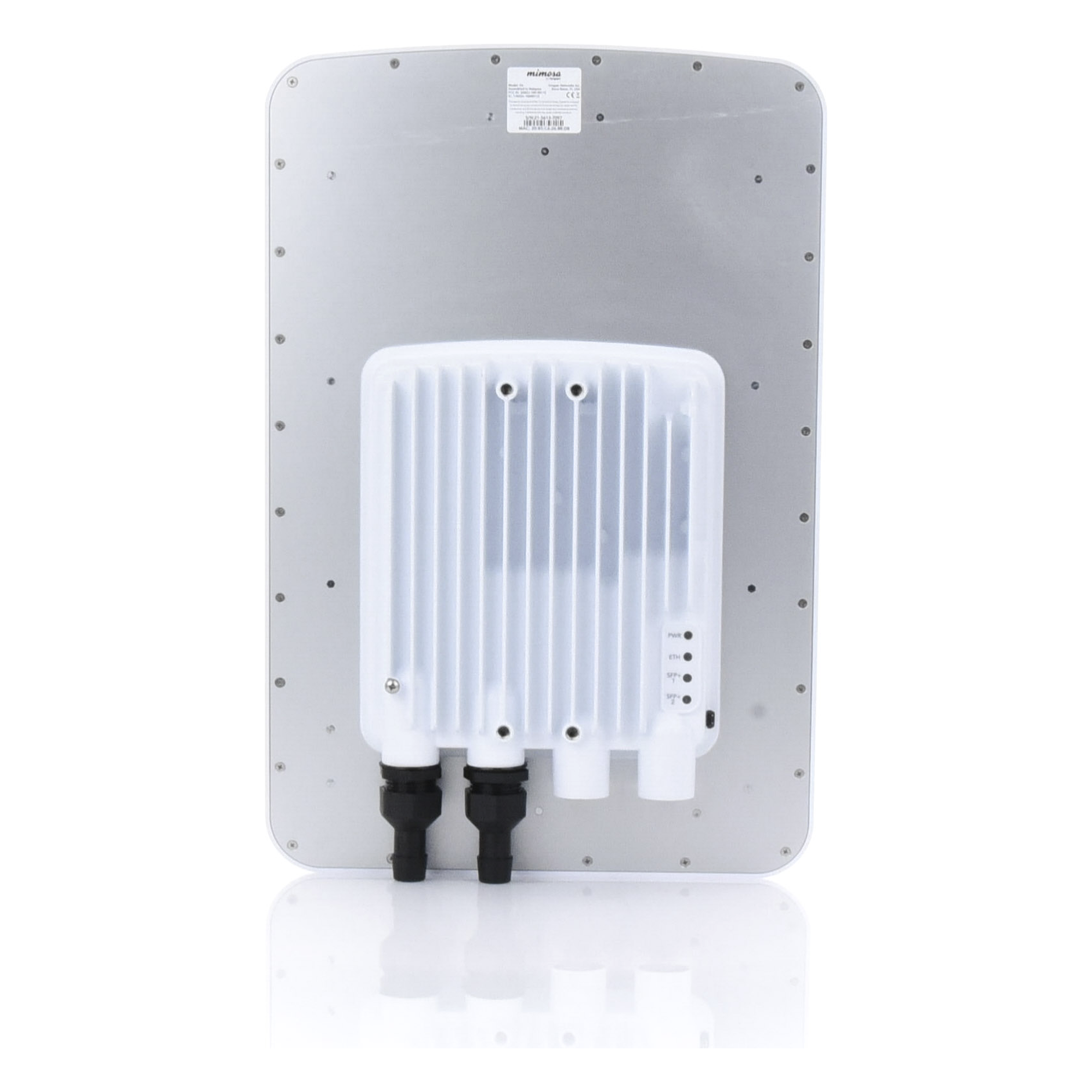 Punto de Acceso Exterior 8x8 MU-MIMO / 5.1-6.4 GHz / Capacidad 6 Gbps / Antena 24 dBi 90° / 2x SFP+ / IP67