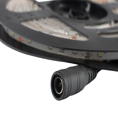 Tira Led de 5 m / Color Blanco / Uso Exterior / Potencia 15 W / 420 lm/ 12 V CD / IP 65.