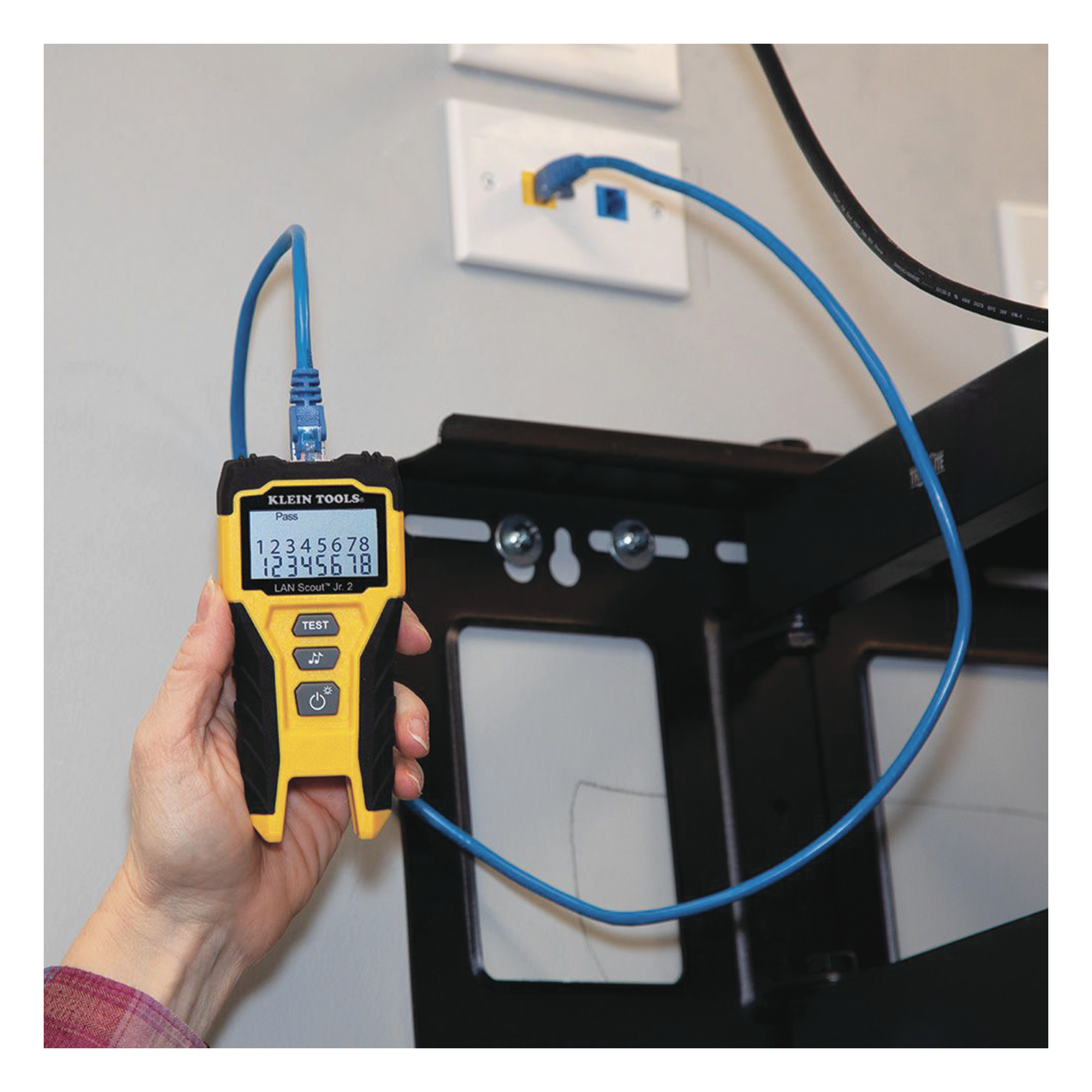 Tester  de Cable LAN Scout™ Jr. 2/ Para: Prueba aprobada/ Error de Cableado/ Falla de Circuito Abierto o Cortocircuito/ Par Dividido/ Blindaje.