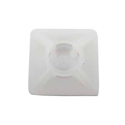  Base Autoadherible para Cinchos Práctica y Eficiente para la Organización y Fijación de Cables, Fabricada en Nylon Resistente y de Color Natural con una Medida de 19x19 mm, Paquete con 100 Piezas (4210-00001)
