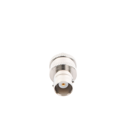 Adaptador en Línea  de Conector BNC Hembra a SMA Hembra / Radios Portátil Kenwood, Uniden, Níquel/ Oro/ Teflón.