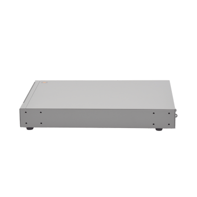 Switch Capa 3 Stackeable 10 Gigabit , 12 puertos 100/1000/10G Base-T (RJ-45)  y 4 puertos SFP/SFP+ 10G