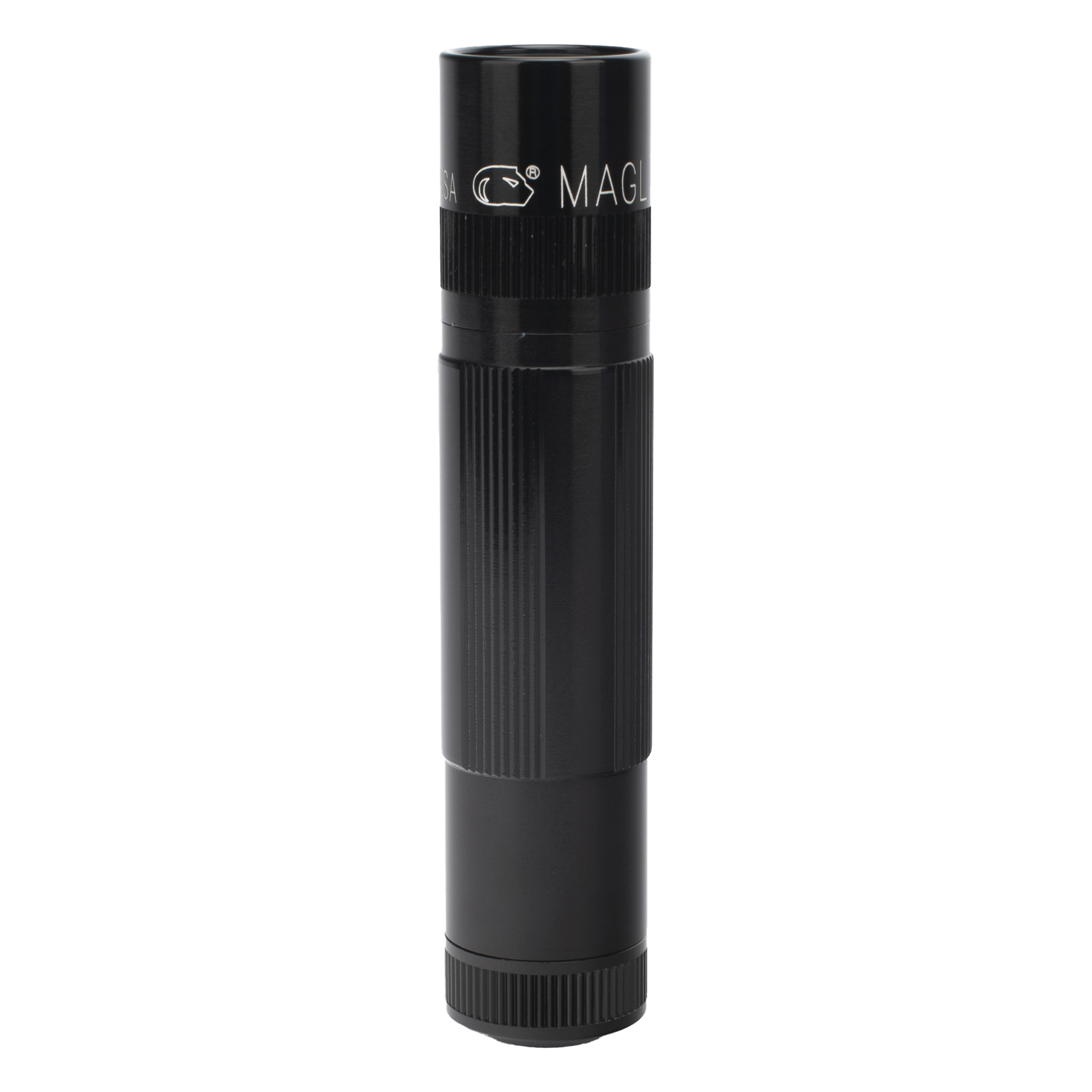 Linterna LED de Mano / 200 Lúmenes / Alcance 224 m (734.9 ft) / 3 Modos de Operación / Cuerpo de Aluminio Anodizado — VICTORINOX · SKU XL50-S3017