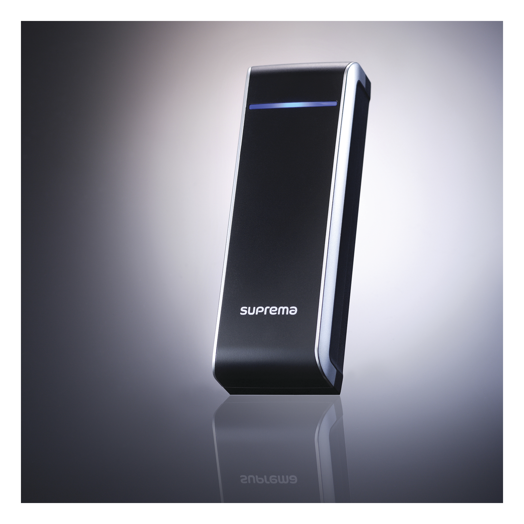Xpass Lector de Tarjetas RFID IP65 PoE (13.56MHZ MIFARE / DESFIRE) Uso con BioStar2