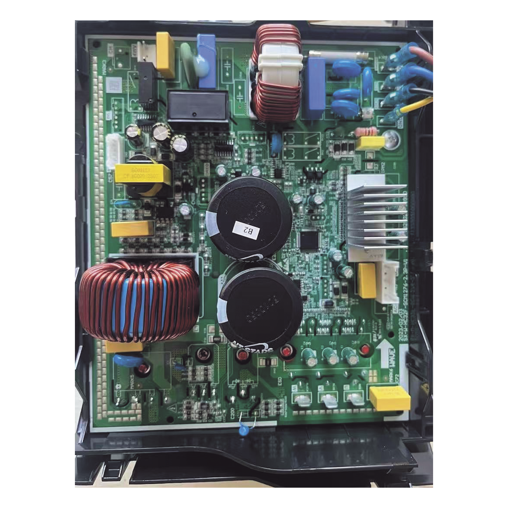 Tarjeta de Control Externa ODU / Condensador Minisplit / R32 / 30,000 BTU / 220V Monofásico / Diseño Compacto — AUFIT · SKU 11222004001277
