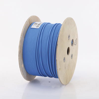 Bobina de Cable UTP de 4 Pares, Vari-MaTriX HD, Cat6A, 23 AWG, LSZH-3 (Libre de Gases Tóxicos), Color Azul, 305 Metros (1000 Pies)