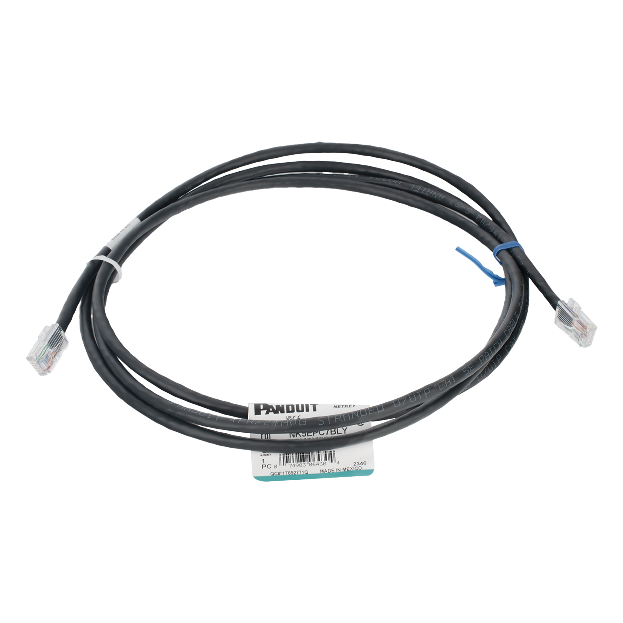 Cable de Parcheo UTP / Cat 5e / 2.13 m (7 ft) / 24 AWG / Negro