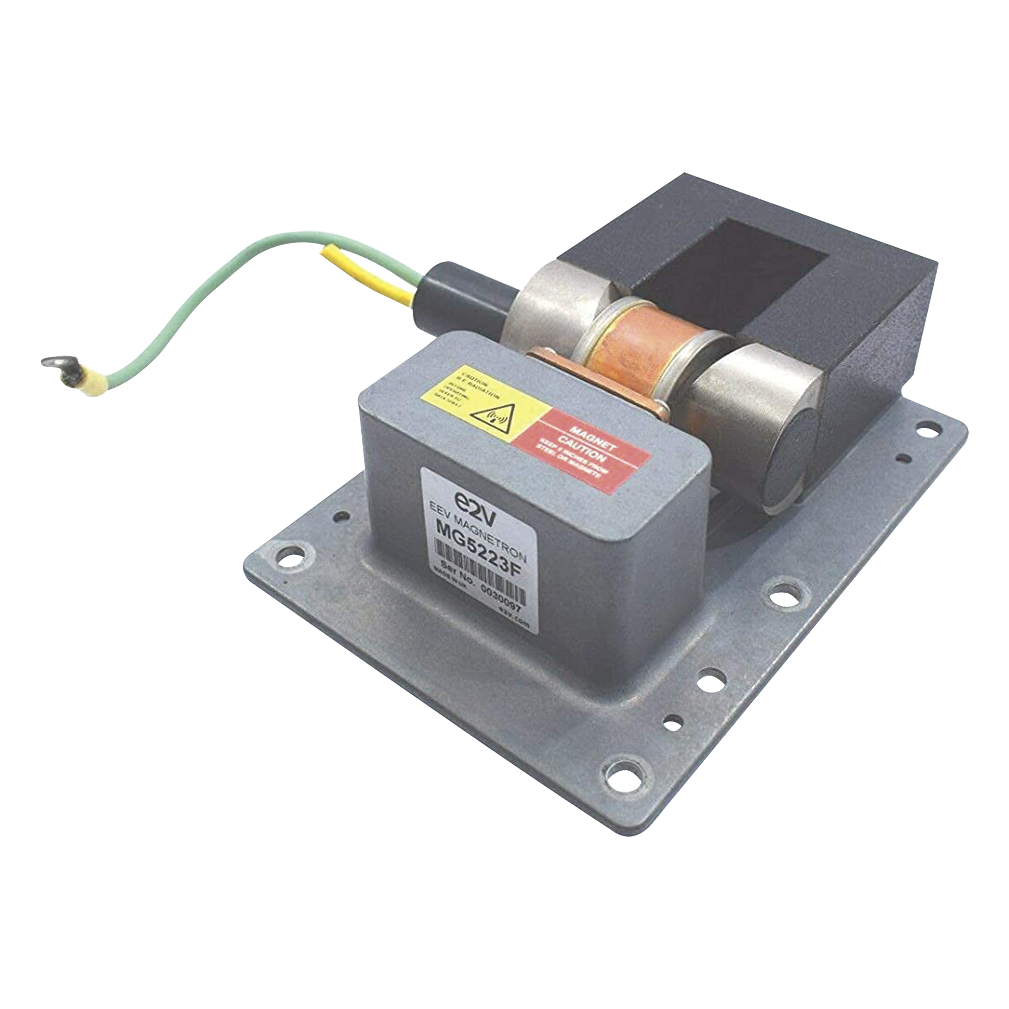 Magnetrón Banda S / 30 kW Pico / 3050 ± 25 MHz / Imán Integral / Guía de Onda Tipo 10 / 2.1 kg — E2V · SKU MG5223F