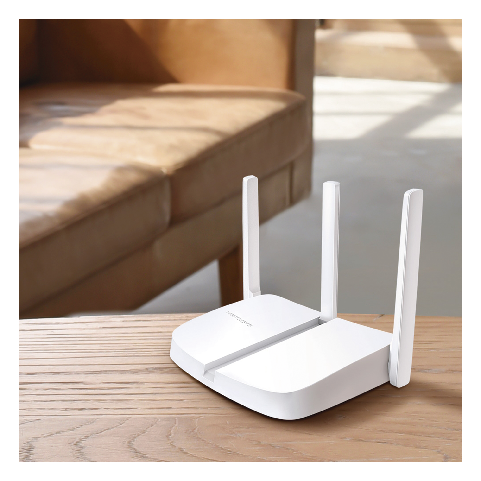 Router Inalámbrico N / Wi-Fi 2.4 GHz 300 Mbps / 4 Modos de Operación / 3 Antenas 5 dBi / 1 WAN + 3 LAN 10/100 Mbps / IPv6 e IPTV