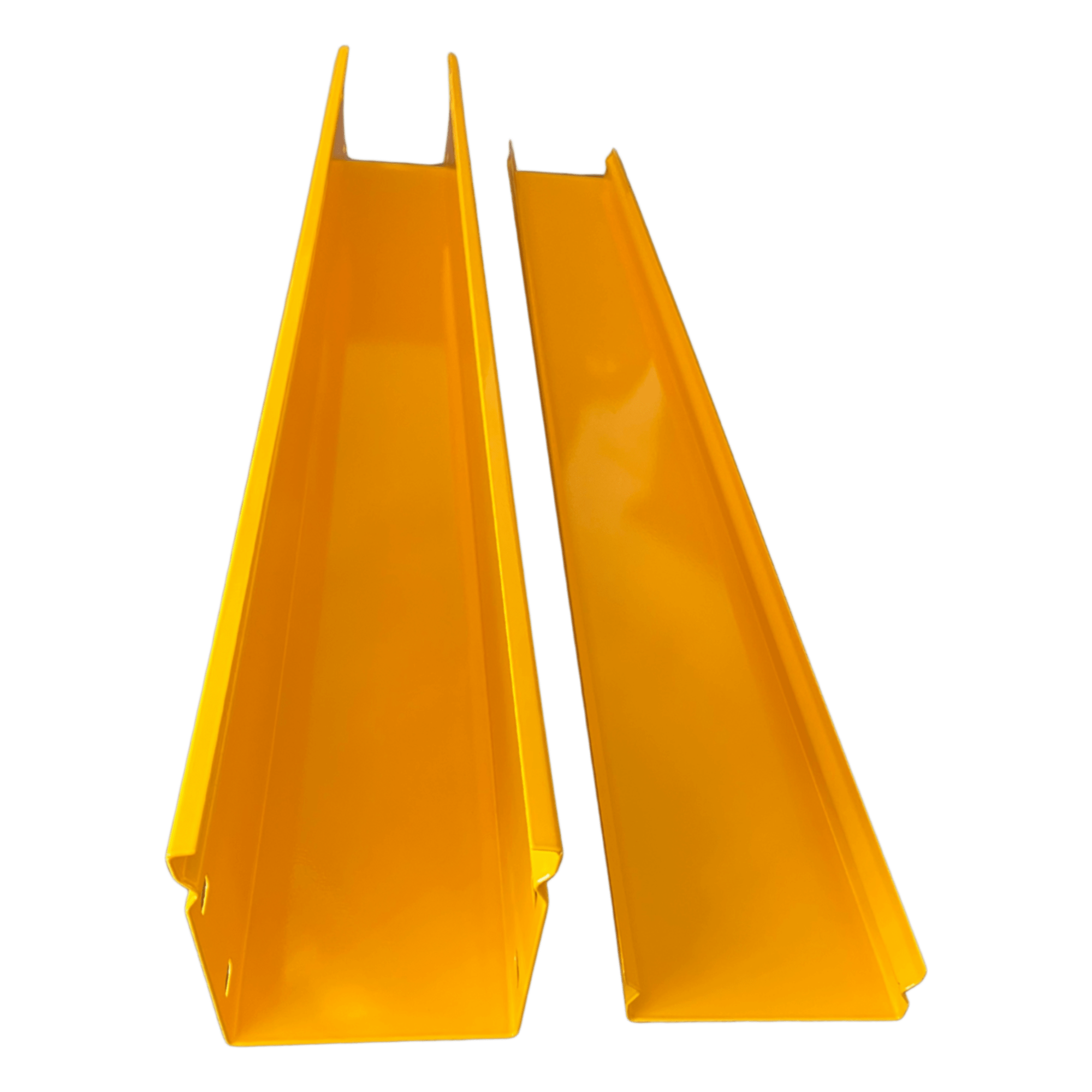 Tramo Recto de Aluminio para Fibra Óptica / 4" x 4" / 1.52 m (4.99 ft) / Pintura Epóxica / Con Tapa y Accesorios — CHAROFIL · SKU CHFBTR4X4EPK