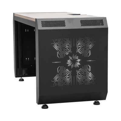 Consola Profesional para Monitoreo o Computo | Ranura para Base de Monitores | Microperforaciones | Luces LED Decorativas | Tomacorriente HTCM1U10C | Tapas Organizadoras de Cables | Niveladores | Rack para Montaje de Equipos | Ranura Pasaca