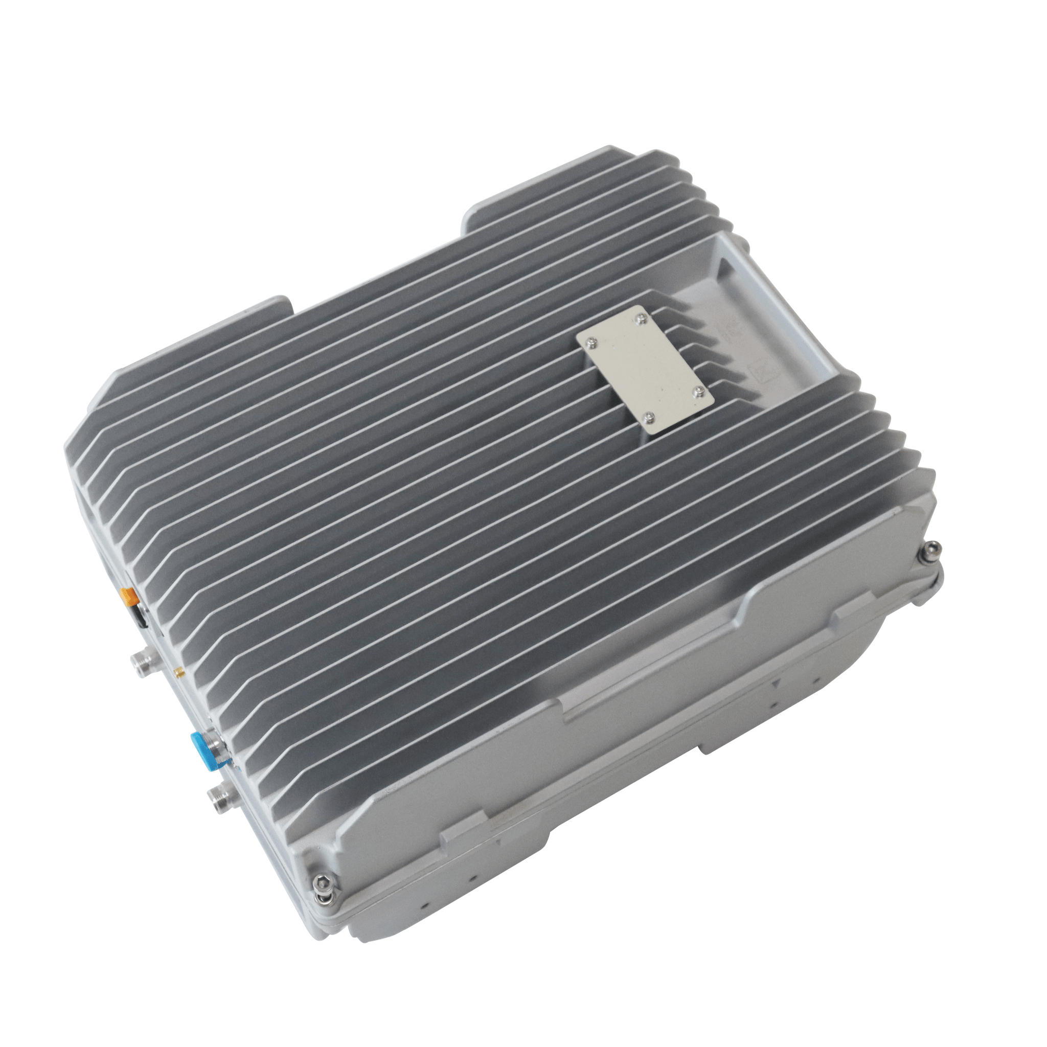 COBERTURA DE HASTA 5 km / Amplificador de Señal Celular / Banda 5, 850 MHz / 20 Watts de Potencia / Banda Ancha Multioperador / Protección Autoexcitación / Monitoreo USB / Gabinete IP65.