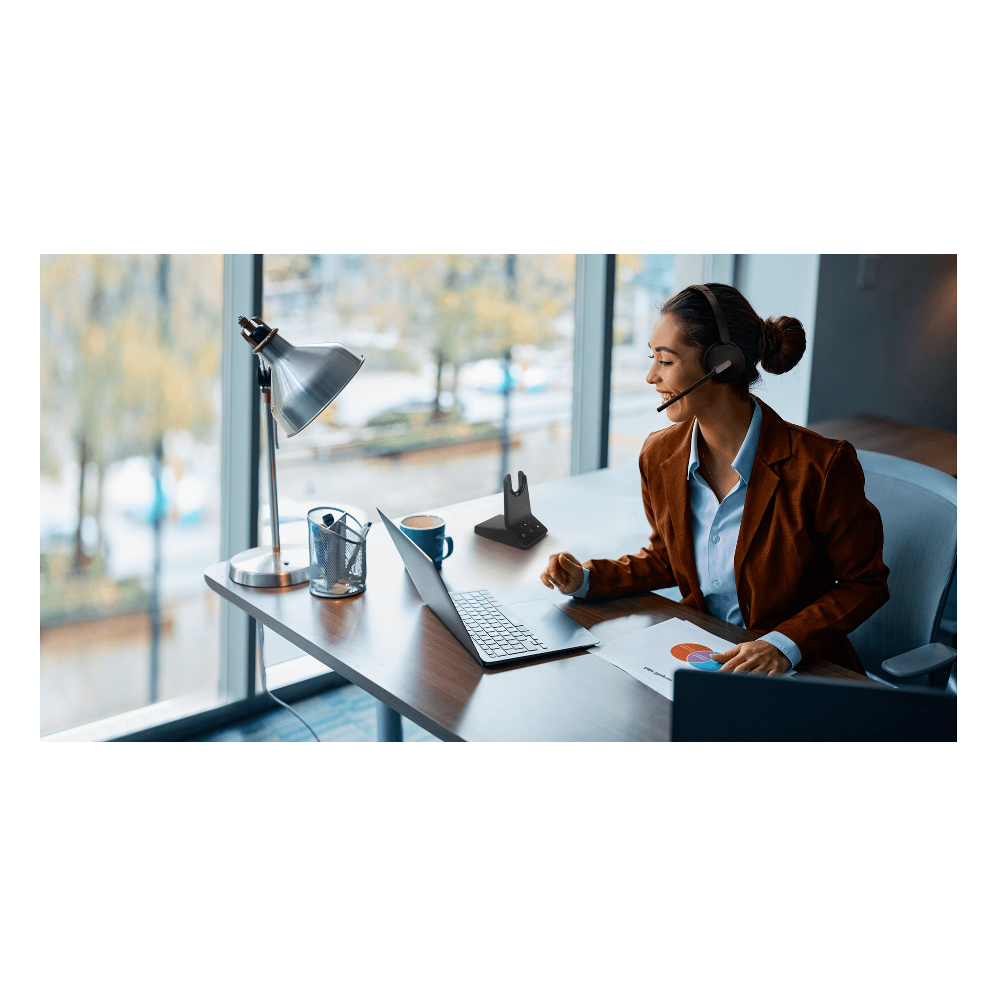Auricular Inalámbrico Empresarial / DECT y Bluetooth 5.2 Simultáneos / 32 Horas de Conversación / Cancelación Activa de Ruido / Triple Conexión / Acoustic Shield 2.0