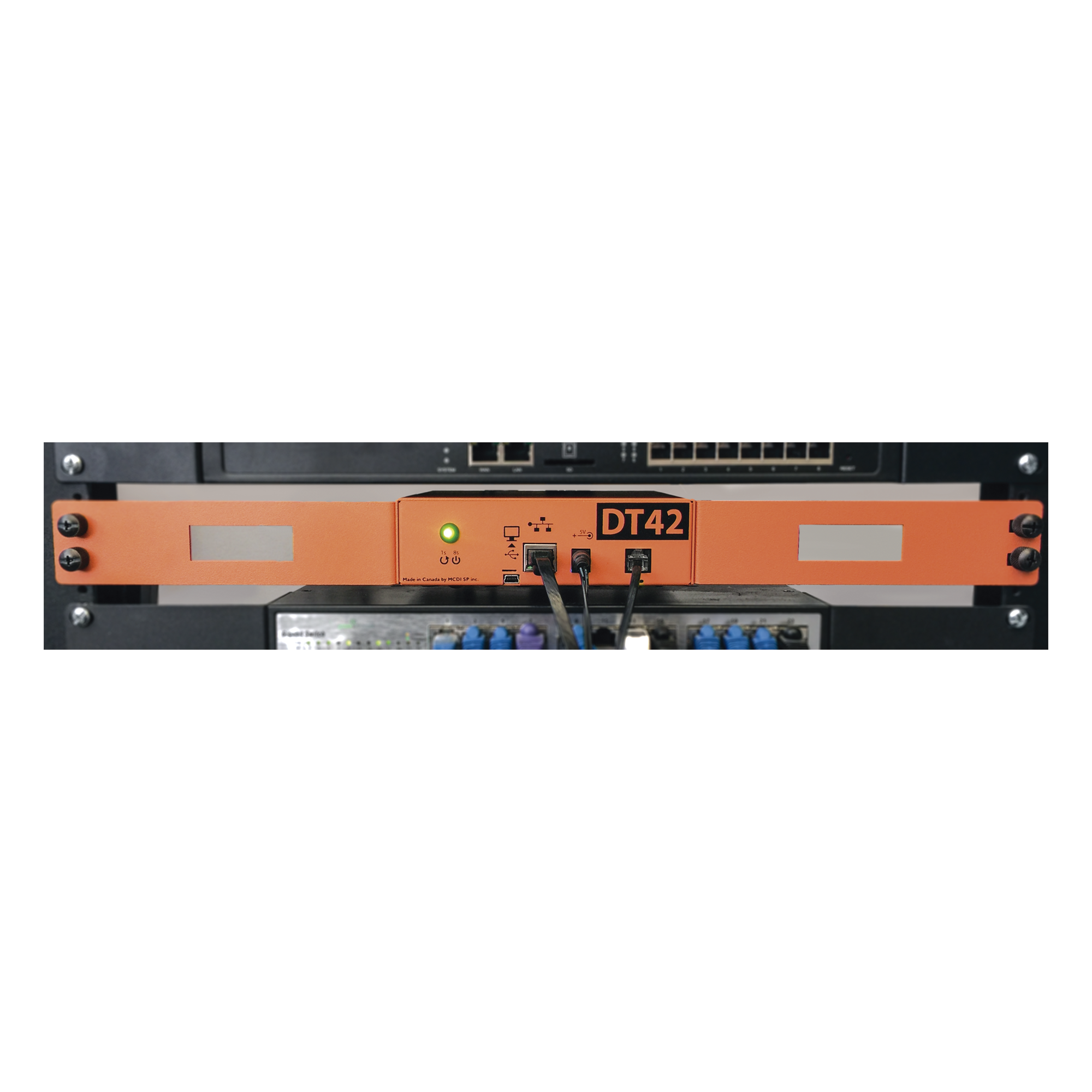 Receptora de alarmas IP Universal con 1 entrada de linea telefónica, para su central de monitoreo, recepción TCP/IP o GPRS, serie  M2M, paneles de alarma Hikvision, entre otros.