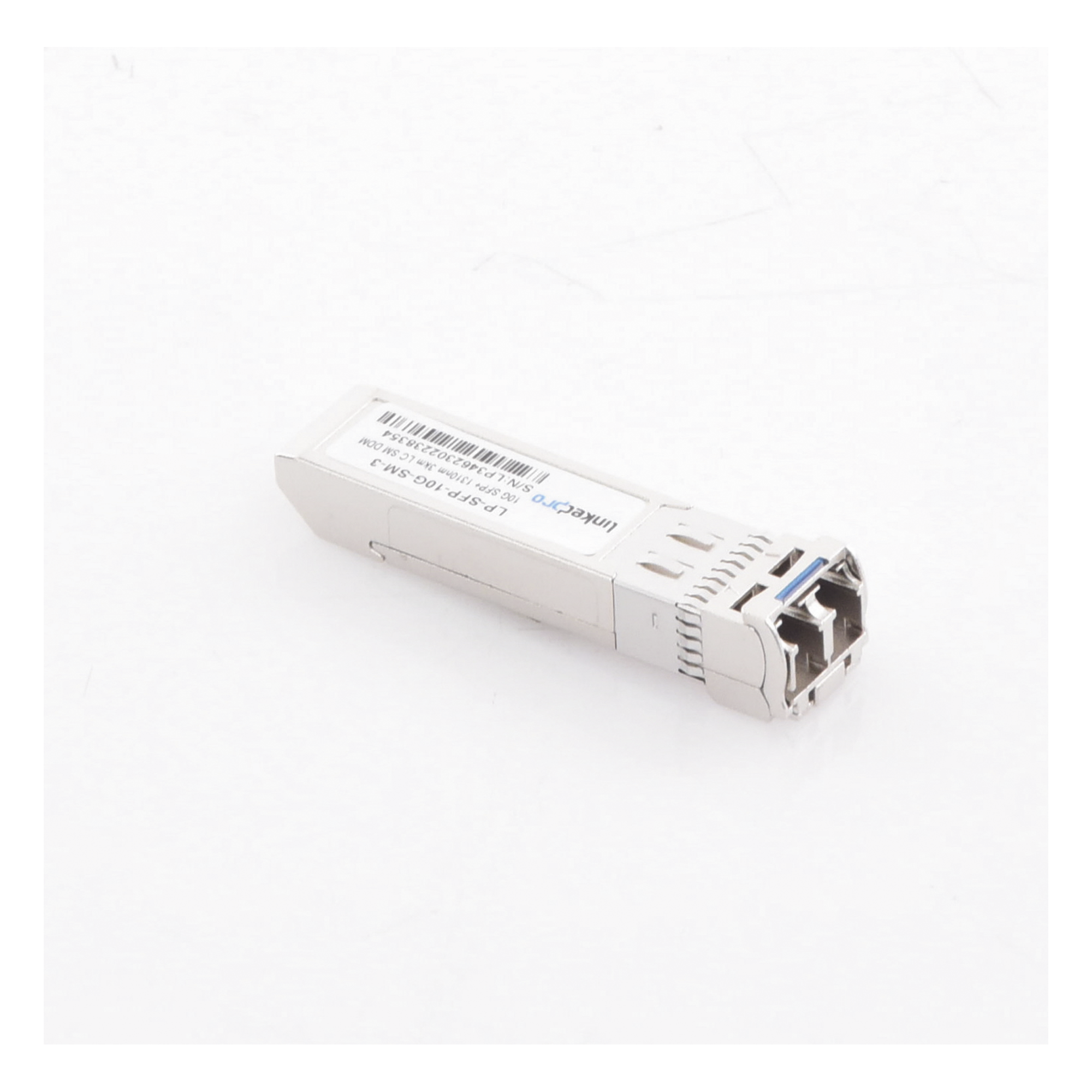 Transceptor SFP+ / 10 Gbps / Monomodo 1310 nm / Alcance 3 km (1.86 mi) / LC/UPC Dúplex / DDM