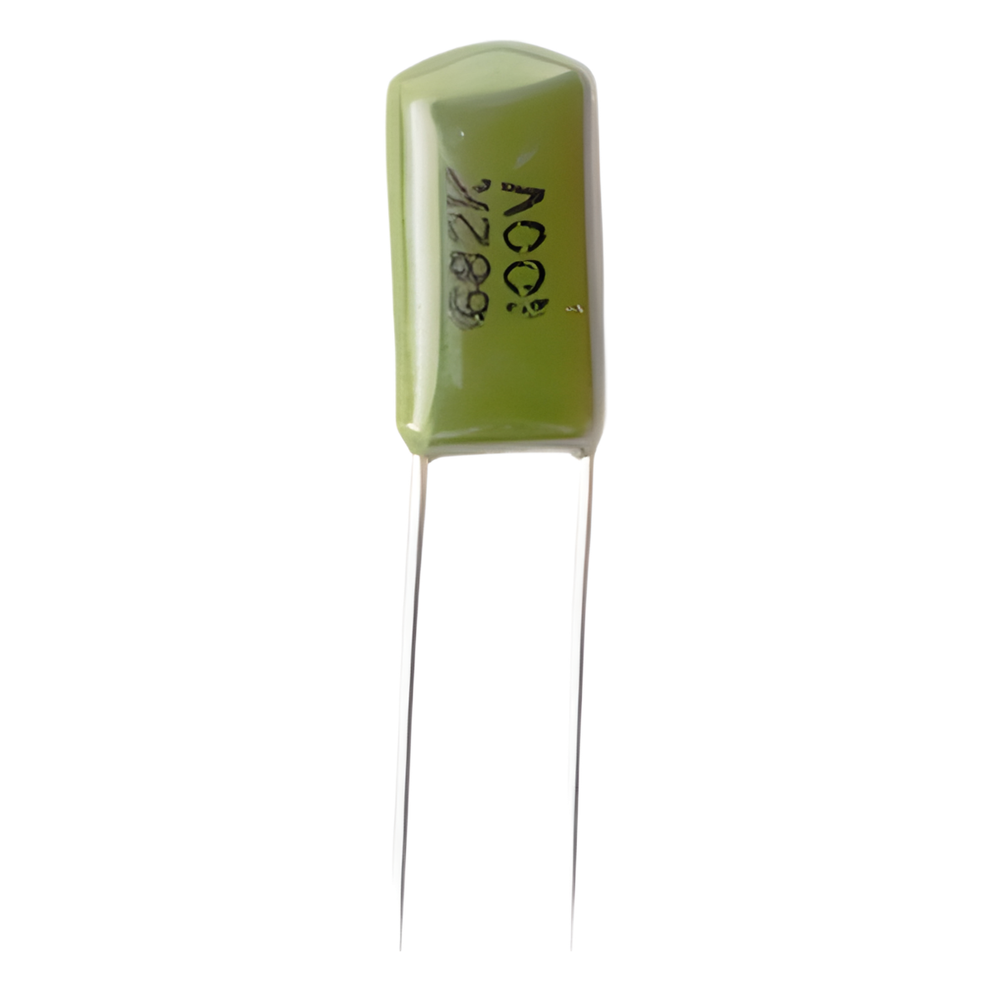 Capacitor de Cerámica / 6800 pF / 100 V / Alta Frecuencia / Baja Pérdida Dieléctrica — SYSCOM · SKU 0682P0100V