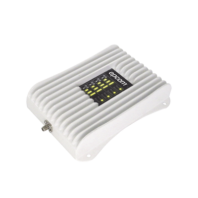 Amplificador de Señal Celular para Vehículo / Cuatribanda 850/1900/1700/2100/2500/2600 MHz / Ganancia 50 dB / Multioperador y Multidispositivo / 12 VCC