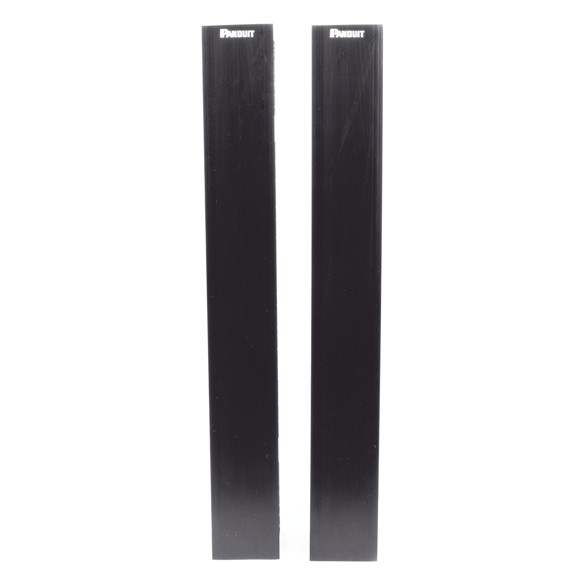 Organizador Vertical de Cables / Doble Cara / 45 RU / 5x12in / 4.9in Ancho / 6.9ft Altura / Negro