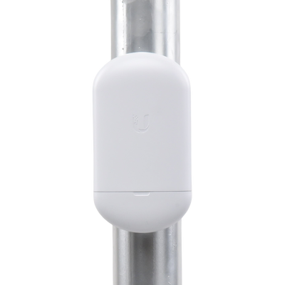 NanoStation airMAX Loco5AC CPE hasta 450 Mbps, 5 GHz (5150 - 5875 MHz), con antena integrada de 13 dBi, no incluye adaptador PoE